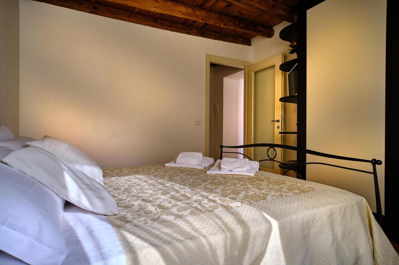 Il Vecchio Cortile Apartamento Verona Exterior foto